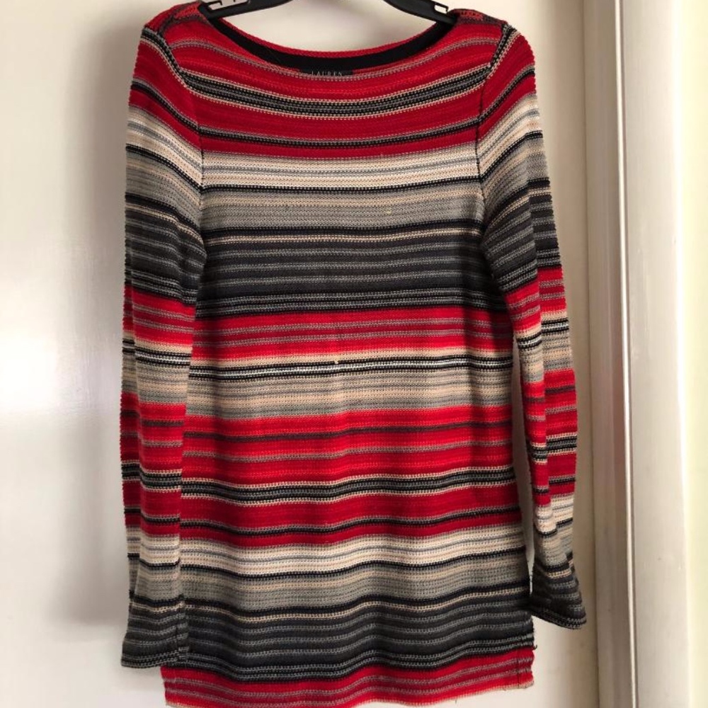 Women's sweater